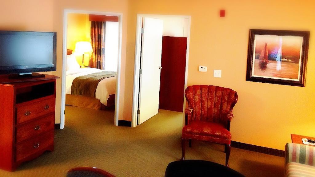 Grandstay Hotel & Suites Downtown Sheboygan Rom bilde